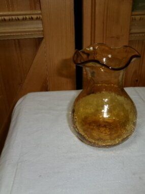 vtg handblown Rainbow art crackle glass ruffled top amber